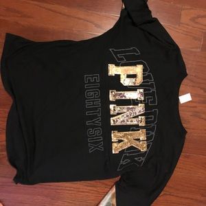 Pink shirt new n like brand new large !!